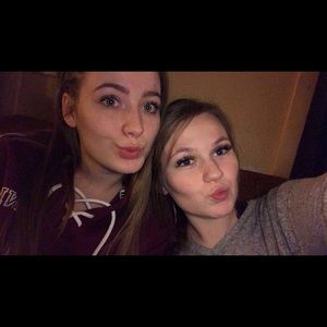 Meet your Posher, Brooke